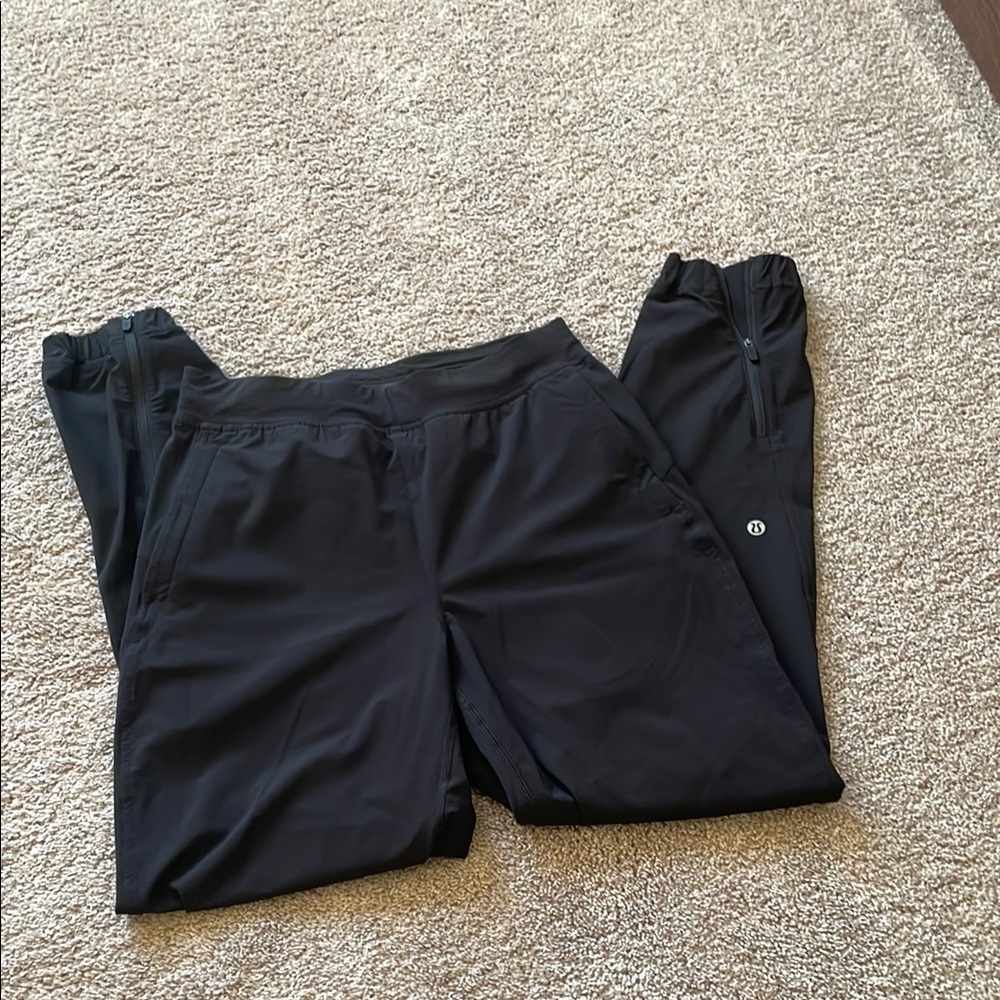 Lululemon adapted state joggers